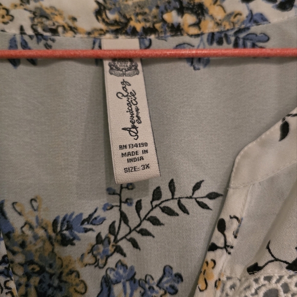 American Rag Blouse - Picture 2 of 7